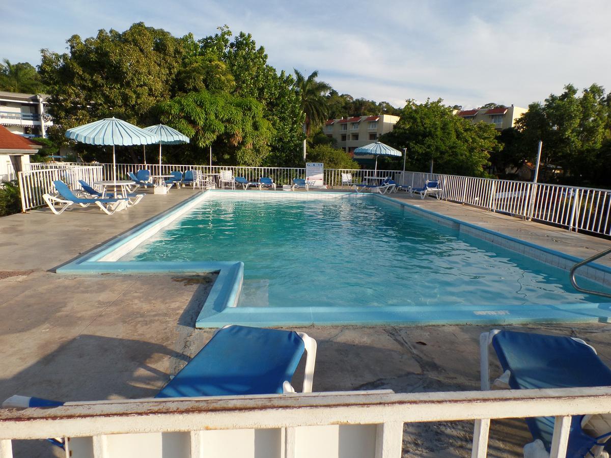 Moonlight Beach Studio @Montego Bay Club ภายนอก รูปภาพ